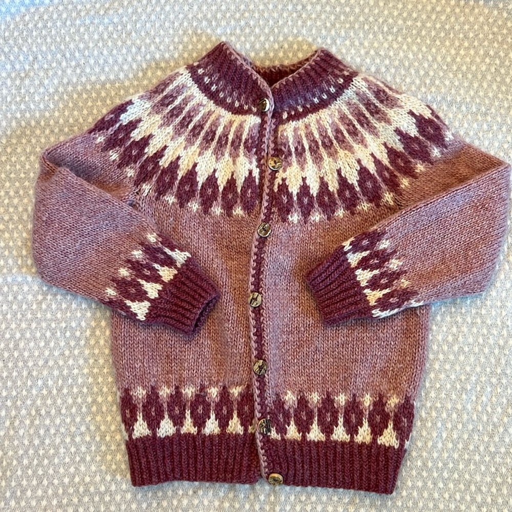 Vintage Scottish 100% wool sweater